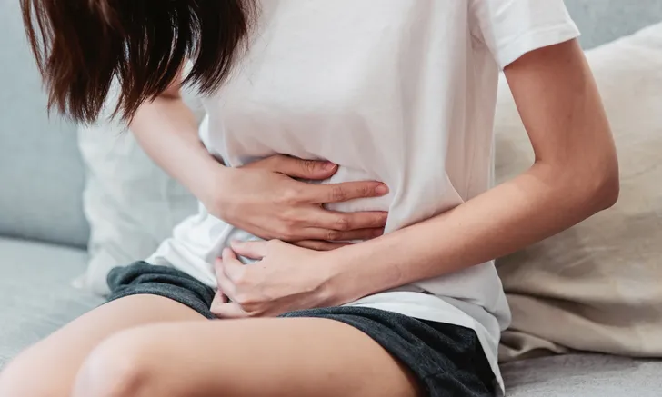 4 popular diseases that start from "abdominal pain"